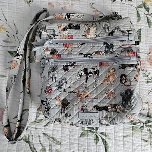 Vera Bradley - BEST IN SHOW Dogs Design - Triple Zip Hipster